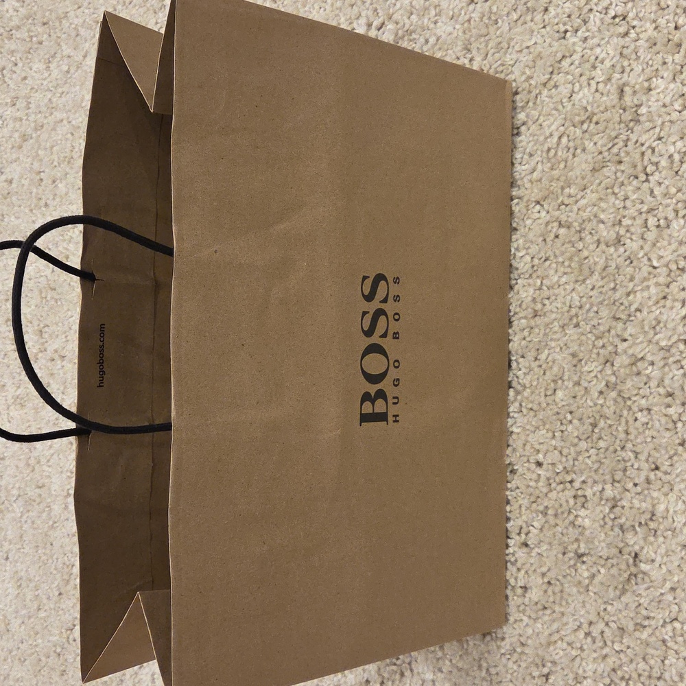 Hugo Boss Paper gift bag - Picture 2 of 4